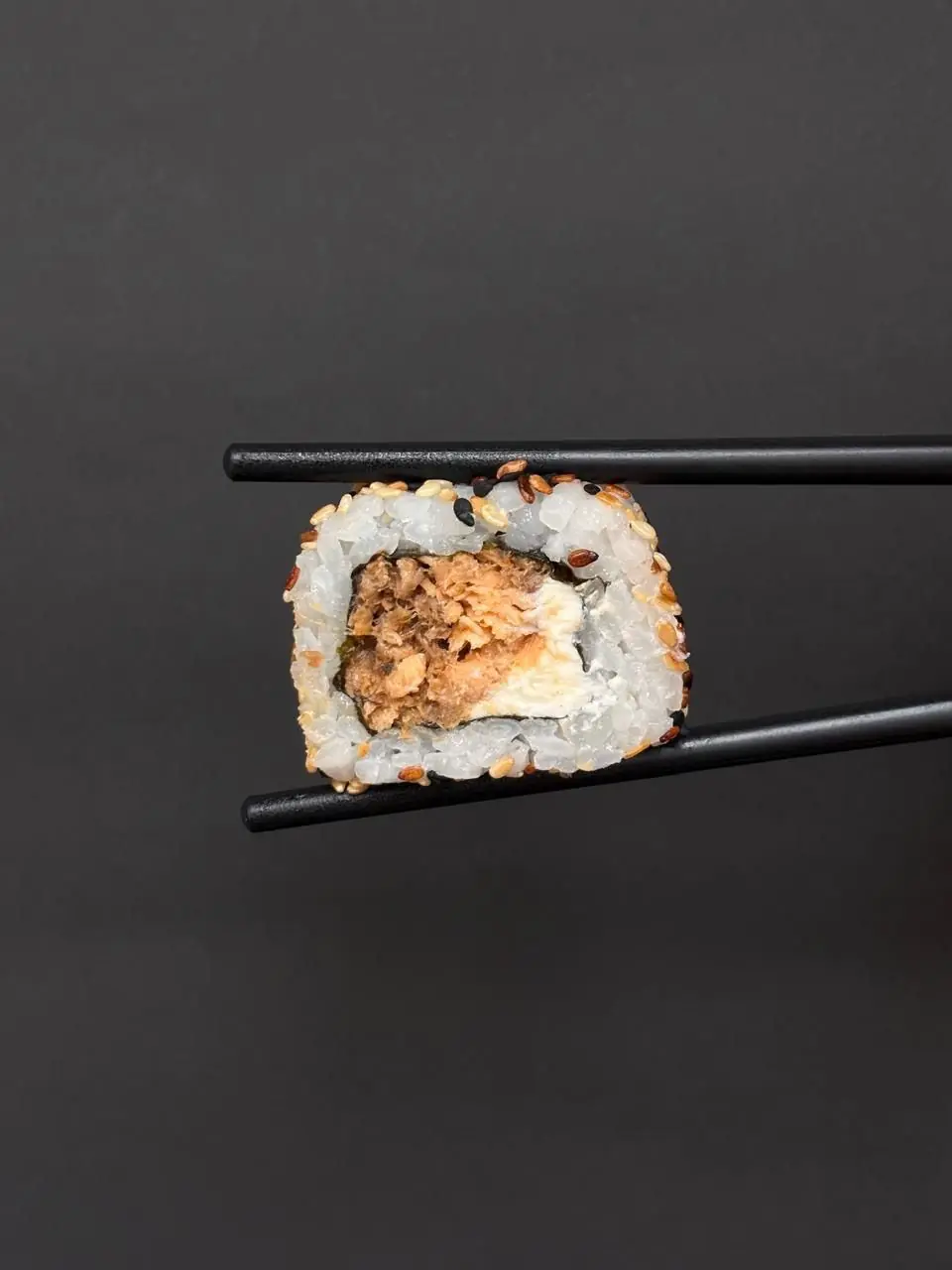 Roll de pasta de salmón blanco